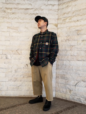 「Carhartt WIP（カーハートダブリューアイピー）のアイテム（帽子）」を使った、LHP福岡店 staffさん（メンズ・165cm）の秋コーディネート