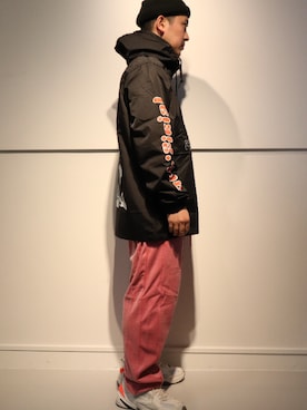 「PLEASURES（プレジャー）のアイテム（ブルゾン）」を使った、LHP福岡店 staffさん（メンズ・165cm）の冬コーディネート