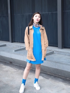 「blue」｜「アイテム（レッグウェア）」を使った、Bernice Sioさん（レディース・162cm）の春コーディネート
