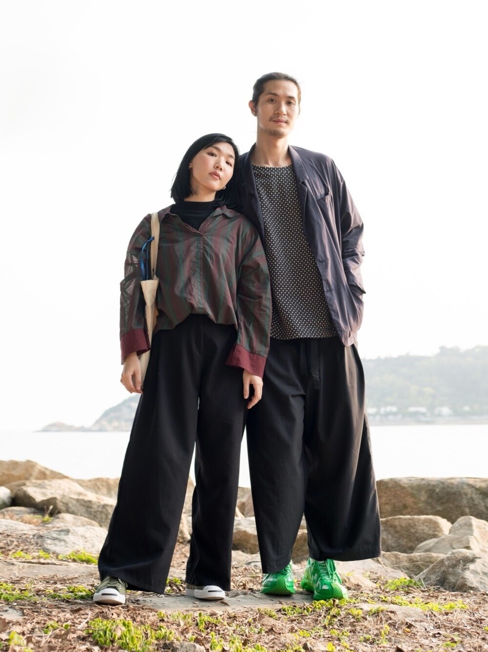 「春、パステル映える春、couple、WEARBOOKエントリー、outfit、green、converse、jack purcell、3.3 field trip」｜「3.3 Field Trip のアイテム（シャツ/ブラウス、その他）」を使った、Bernice Sioさん（レディース・162cm）の春コーディネートの1枚目の写真