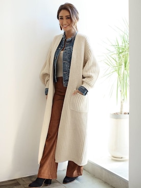 「アイテム（ダウンベスト）」を使った、Risa Konomiさん（レディース・155cm）の冬コーディネート