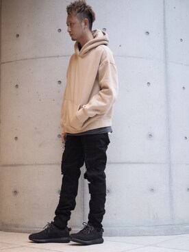 「REPRESENT（リプレゼント）のアイテム（パーカー）」を使った、GOSGMさん（メンズ・173cm）の冬コーディネート