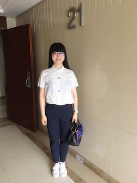 「通勤コーデ」｜「アイテム（雑貨/ホビー）」を使った、ジェーン ちゃんさん（レディース・158cm）の夏コーディネート