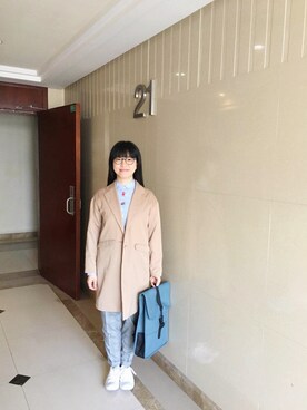 「PULL&BEAR（プルアンドベア）のアイテム（スラックス）」を使った、ジェーン ちゃんさん（レディース・158cm）の秋コーディネート