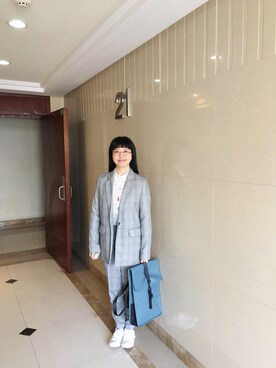 「PULL&BEAR（プルアンドベア）のアイテム（スラックス）」を使った、ジェーン ちゃんさん（レディース・158cm）の秋コーディネート
