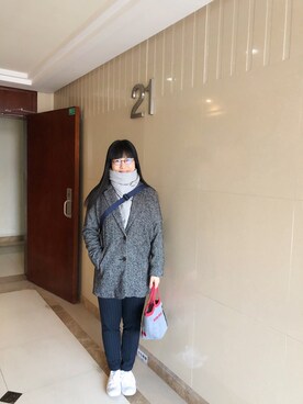「Levi's（リーバイス）のアイテム（チェスターコート）」を使った、ジェーン ちゃんさん（レディース・158cm）の冬コーディネート
