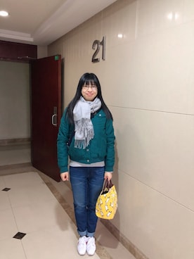 「MOUSTACHE（ムスタッシュ）のアイテム」を使った、ジェーン ちゃんさん（レディース・158cm）の冬コーディネート