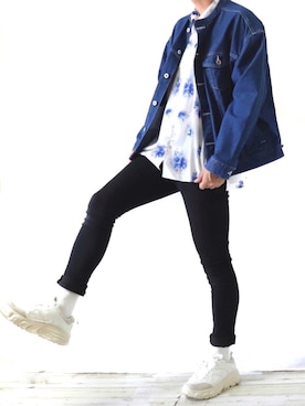 「部屋撮り」｜「アイテム（デニムジャケット）」を使った、Ryoooさん（メンズ・178cm）の春コーディネート