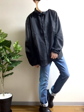 「INTER FACTORY（インターファクトリー）のファッションインフルエンサー SHOTA × INTER FACTORY　コード付きシャツ（シャツ/ブラウス、ブラック系）」を使った、かっつーさん（メンズ・170cm）の秋コーディネート