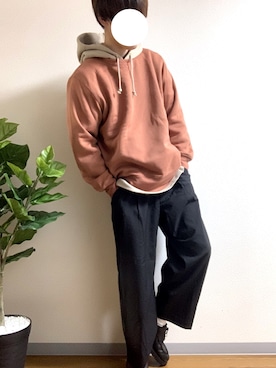 「GU（ジーユー）のアイテム（スウェット、ブラウン系）」を使った、かっつーさん（メンズ・170cm）の秋コーディネート