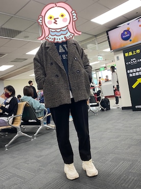 「RAINBOW SHOPのアイテム」を使った、川崎雨さん（レディース・165cm）の冬コーディネート