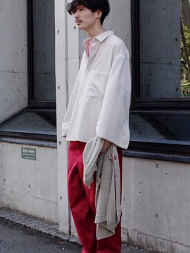 「ETHOSENS（エトセンス）のアイテム（シャツ/ブラウス、ホワイト系）」を使った、キムさん（メンズ）の春コーディネート