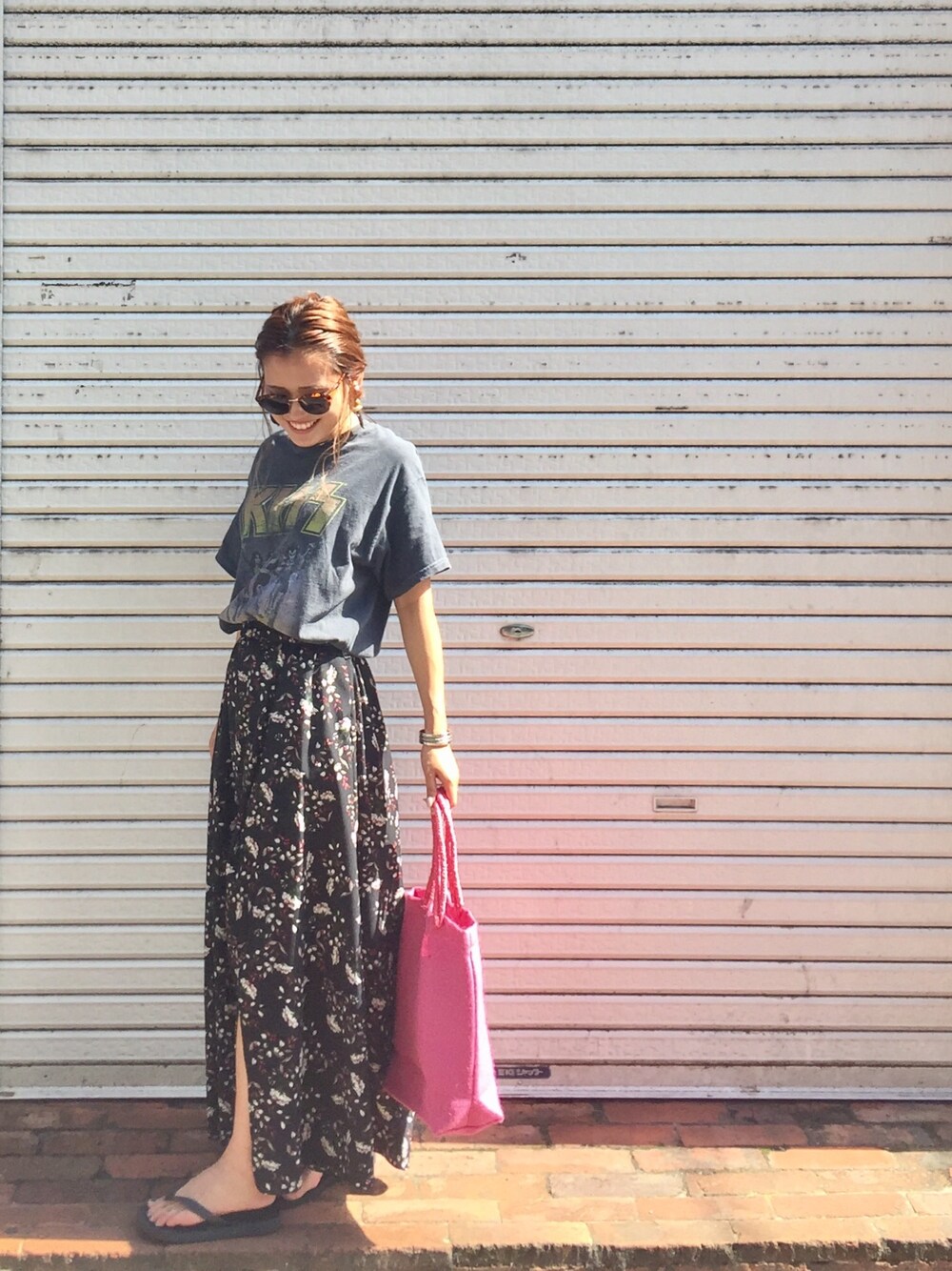 YUMEKA YAMASAKIさんの「フラワースリットスカート（TODAYFUL）」を使ったコーディネート