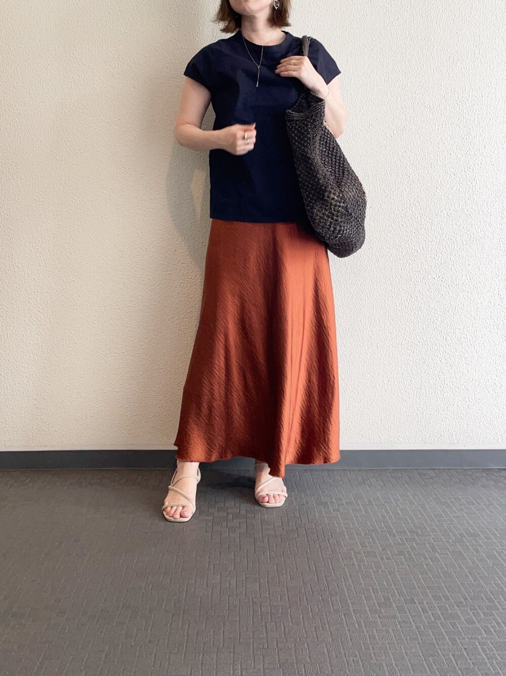 「大人カジュアル、カジュアルコーデ、大人かわいい、スカート、おしゃれさんと繋がりたい、低身長コーデ、サテンスカート」｜「DRESSTERIORの◆天竺ノースリーブカットソー（Tシャツ/カットソー、ブルー系）」を使った、keicoさん（レディース・156cm）の夏コーディネートの1枚目の写真