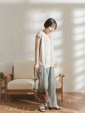 「URBAN RESEARCH DOORS（アーバンリサーチドアーズ）のペーパープレーンショルダーバッグ（ショルダーバッグ）」を使った、FORK&SPOON WOMENさん（レディース・161cm）の夏コーディネート