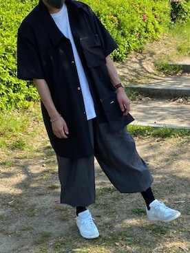 「メゾンマルジェラ」｜「アイテム（スラックス）」を使った、りょー。さん（メンズ・166cm）の春コーディネート