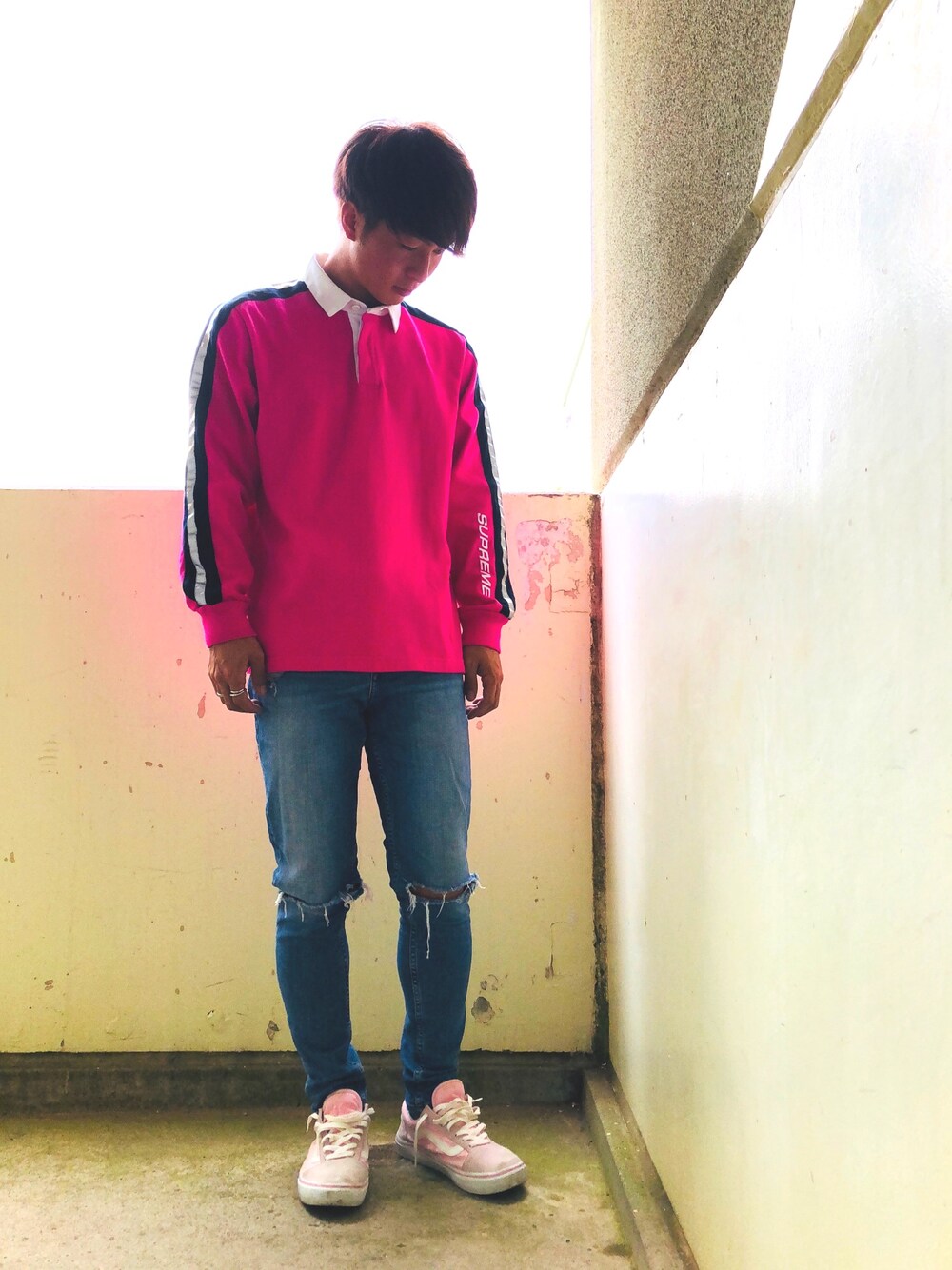 「supreme、VANS、pink、　」｜「Supreme のアイテム（その他トップス、ピンク系）」を使った、ゆたさん（メンズ・171cm）の夏コーディネートの1枚目の写真