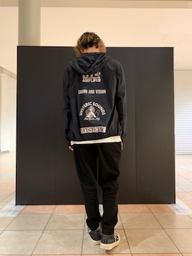 「HYSTERIC GLAMOUR（ヒステリックグラマー）のアイテム（ナイロンジャケット）」を使った、dr.tateさん（メンズ・170cm）の春コーディネート