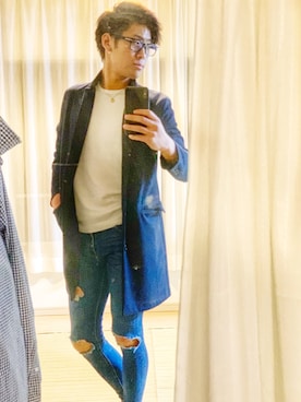 「KATHARINE HAMNETT LONDON （キャサリンハムネットロンドン）のアイテム（チェスターコート）」を使った、Shintaroさん（メンズ・175cm）の春コーディネート