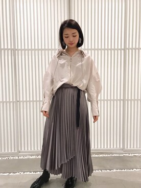 UNITED TOKYO　 ヘビーサテンプリーツスカート