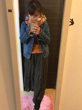 「アパートバイローリーズ」｜「アイテム（デニムジャケット）」を使った、まぁこさん（レディース・154cm）の秋コーディネート