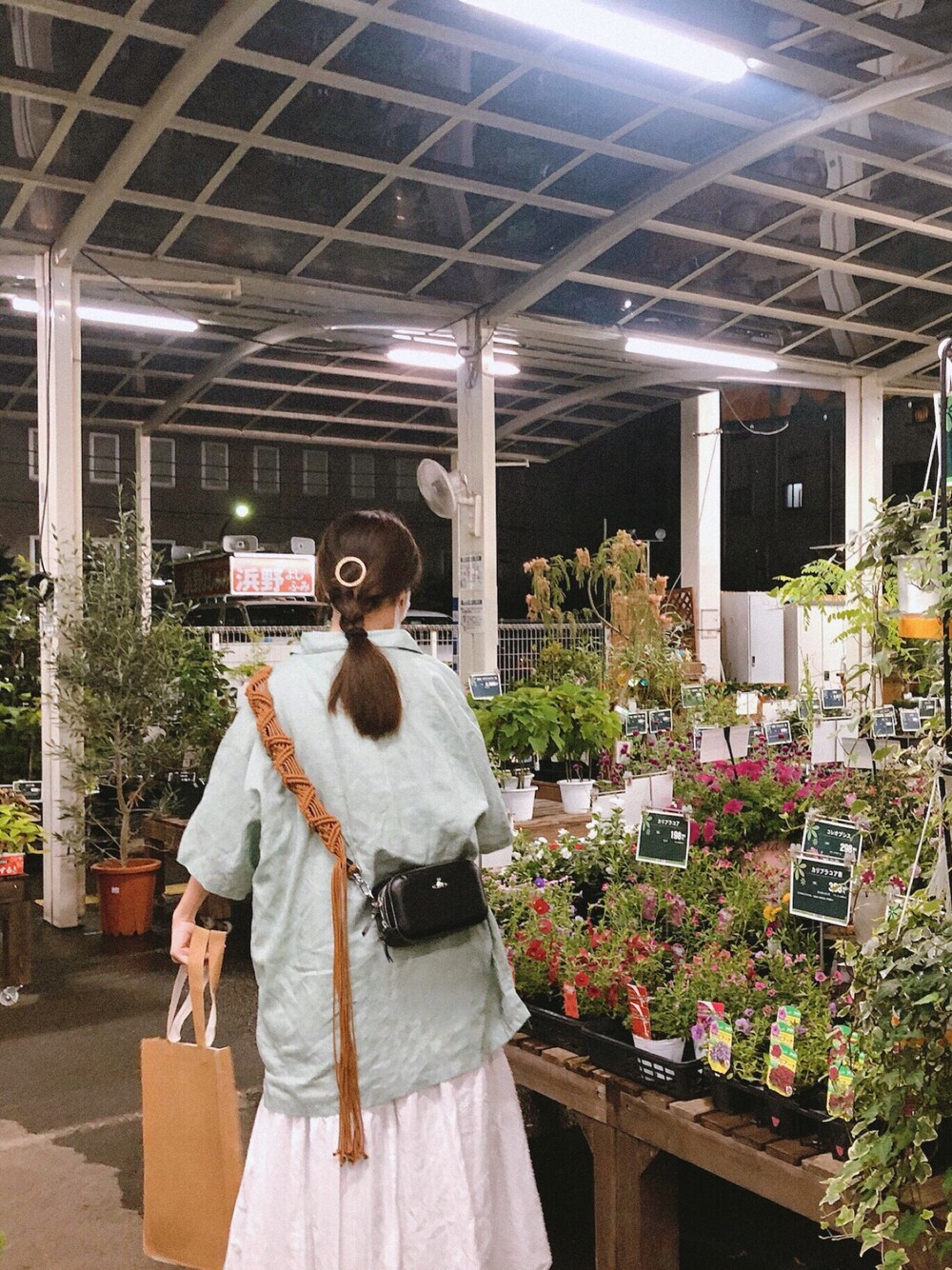 「VINTAGEのアイテム（シャツ/ブラウス、グリーン系）」を使った、Samuさん（レディース・163cm）の夏コーディネートの1枚目の写真