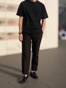 「BURBERRY（バーバリー）のアイテム（ローファー、ブラック系）」を使った、Yuuさん（メンズ・181cm）の夏コーディネート