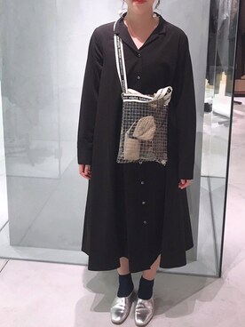 「シルバーシューズ」｜「アイテム（シャツワンピース）」を使った、___y__u__t__a___さん（レディース・153cm）の夏コーディネート