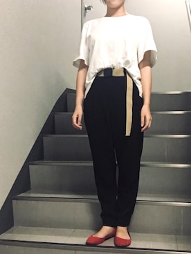 「赤は差し色」｜___y__u__t__a___さん（レディース・153cm）の秋コーディネート