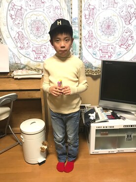 「Seraph（セラフ）の5色2柄タートルネックシャツ（Tシャツ/カットソー、ホワイト系）」を使った、ミニーさん（レディース）の冬コーディネート