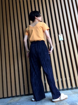 「BEAUTY&YOUTH UNITED ARROWS（ビューティーアンドユースユナイテッドアローズ）のアイテム（その他パンツ、ブルー系）」を使った、Miyu Iwasakiさん（レディース・160cm）の夏コーディネート