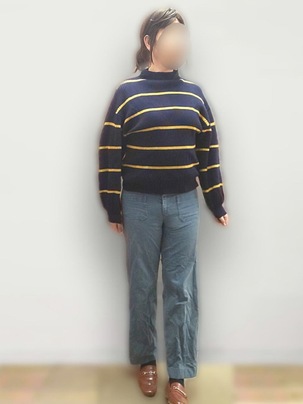 その他のニット/セーターを着用したレディースの冬コーディネートの1枚目の写真