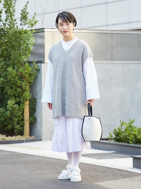 「Pheeta（フィータ）のアイテム（シャツ/ブラウス）」を使った、田村 彩夏さん（レディース・158cm）の冬コーディネート