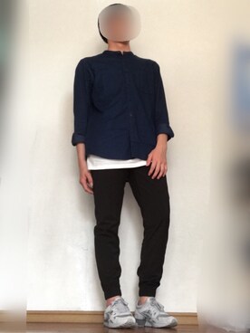 「UNIQLO（ユニクロ）のアイテム（シャツ/ブラウス、ブルー系）」を使った、monoさん（メンズ・172cm）の春コーディネート