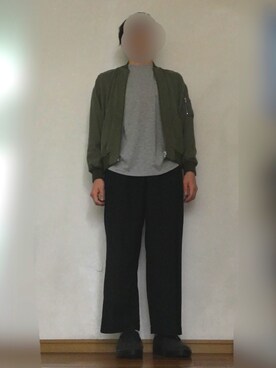 「マーチン」｜「アイテム（MA-1）」を使った、monoさん（メンズ・172cm）の春コーディネート