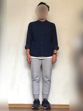 「UNIQLO（ユニクロ）のアイテム（シャツ/ブラウス、ブルー系）」を使った、monoさん（メンズ・172cm）の春コーディネート