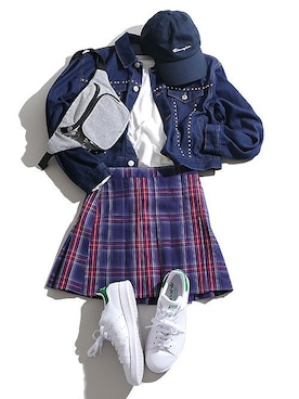 「アイテム（ボディバッグ/ウエストポーチ、シルバー系）」を使った、WEGOさん（レディース・160cm）の秋コーディネート