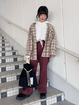 「センタープレスパンツ」｜「アイテム（ミリタリージャケット）」を使った、WEGOさん（レディース・154cm）の春コーディネート