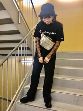 「アイテム（ボディバッグ/ウエストポーチ、シルバー系）」を使った、WEGOさん（レディース・158cm）の夏コーディネート