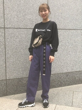 「パープル×黒」｜「アイテム（スウェット）」を使った、WEGOさん（レディース・157cm）の夏コーディネート