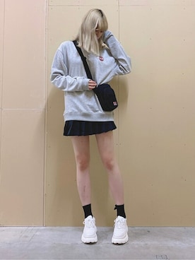 「ベンデイビス」｜「アイテム（スウェット）」を使った、WEGOさん（レディース・167cm）の秋コーディネート