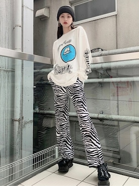 「FULL-BK（フルビーケー）のアイテム」を使った、WEGOさん（レディース・162cm）の秋コーディネート