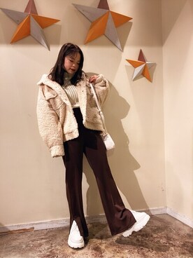 「スリットパンツ」｜「アイテム（ブルゾン）」を使った、WEGOさん（レディース・150cm）の冬コーディネート