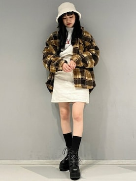 「WC（ダブル シー）のアイテム（スウェット）」を使った、WEGOさん（レディース・154cm）の冬コーディネート