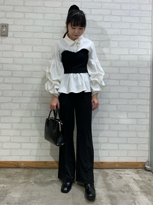 Wego Wego Staff Wcのシャツ ブラウスを使ったコーディネート Wear