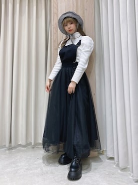 「WC（ダブル シー）のアイテム（ジャンパースカート）」を使った、WEGOさん（レディース・150cm）の春コーディネート