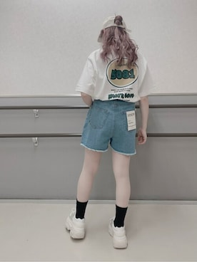 「バックロゴ」｜「アイテム（デニムパンツ）」を使った、WEGOさん（レディース・150cm）の春コーディネート