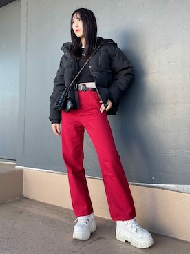 「アイテム（デニムパンツ、レッド系）」を使った、WEGOさん（レディース・161cm）の秋コーディネート