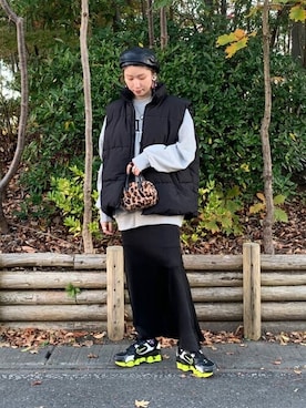 「アイテム（ダウンベスト）」を使った、WEGOさん（レディース・170cm）の秋コーディネート