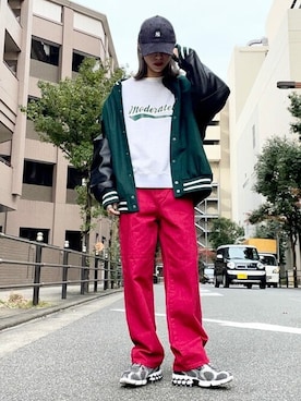 「アイテム（デニムパンツ、レッド系）」を使った、WEGOさん（レディース・157cm）の秋コーディネート